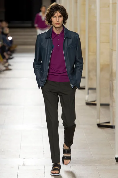 Look 34
